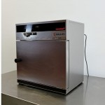 Memmert INB 200