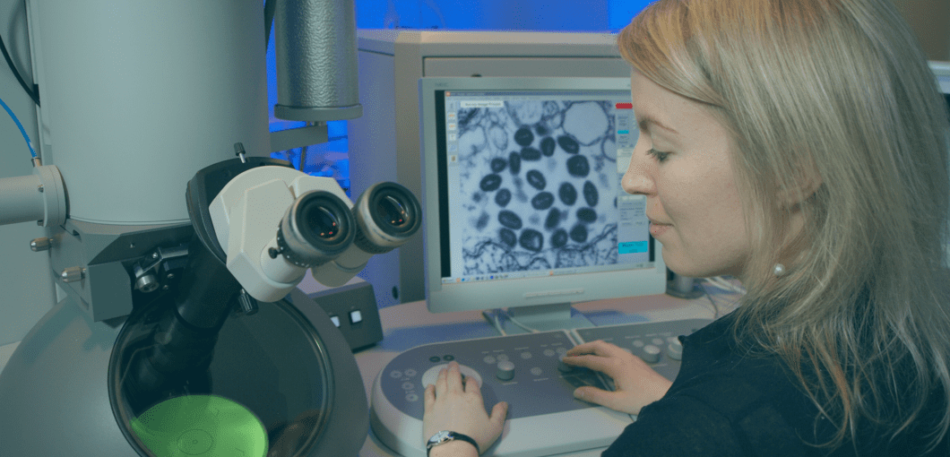 Partes del microscopio electrónico y sus funciones